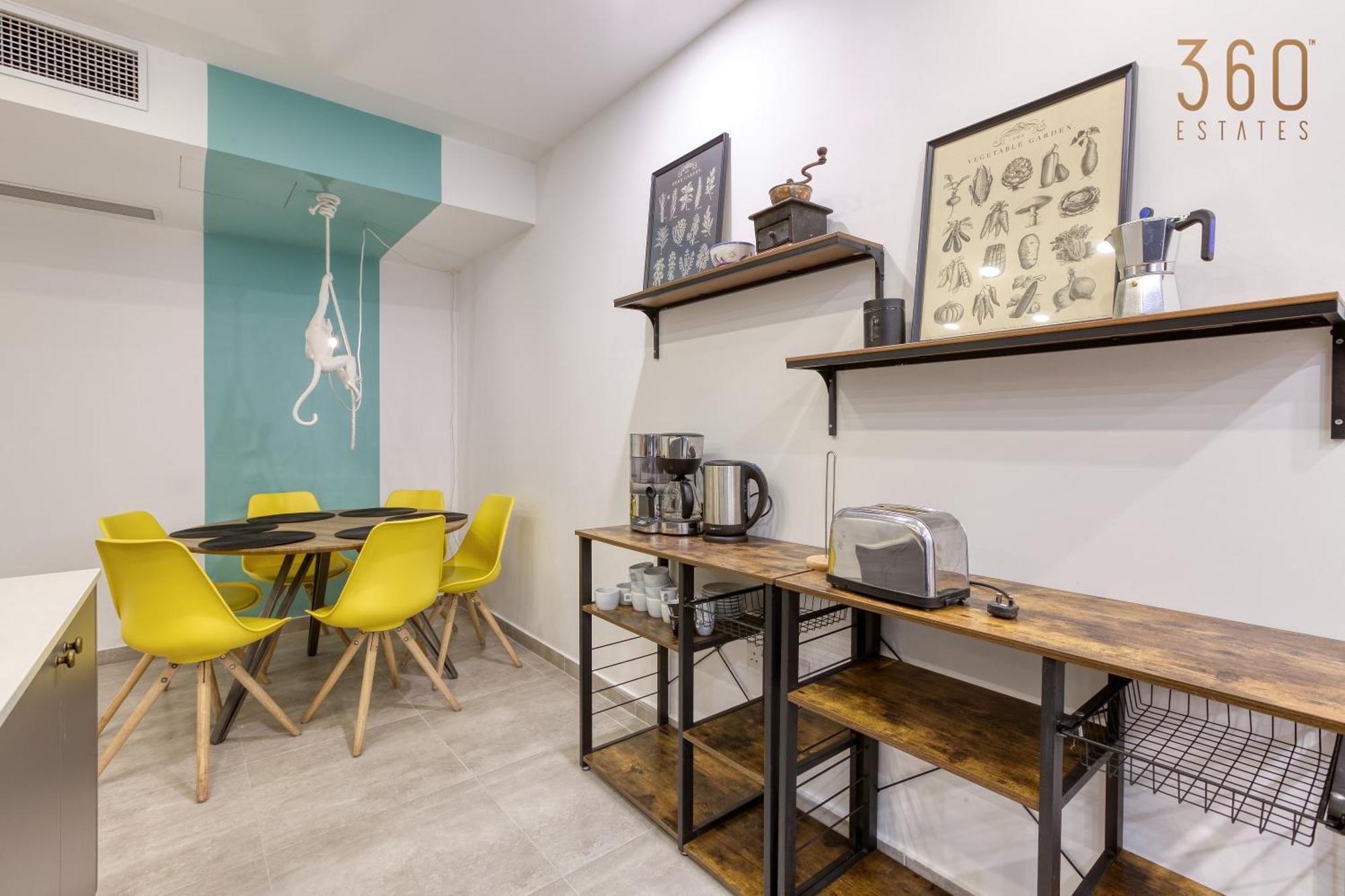 Designer 3br With Private Balcony In By 360 Estates Appartement